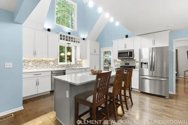 $659,000 | 2339 Forest Trail Circle, Fennville, MI 49408