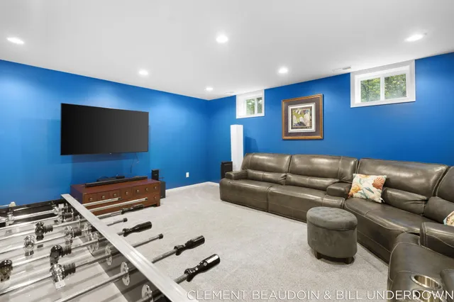 $669,900 | 2339 Forest Trail Circle, Fennville, MI 49408