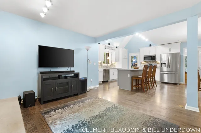 $669,900 | 2339 Forest Trail Circle, Fennville, MI 49408