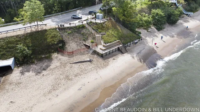 $669,900 | 2339 Forest Trail Circle, Fennville, MI 49408