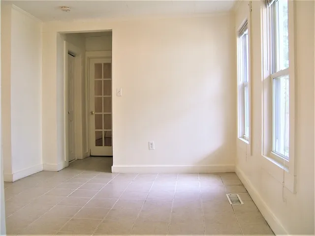 $550,000 | 185 Park Street, Gardner, MA 01440