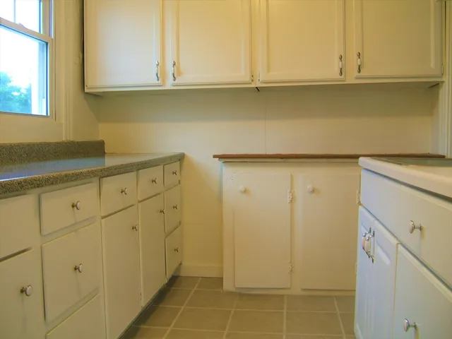 $550,000 | 185 Park Street, Gardner, MA 01440