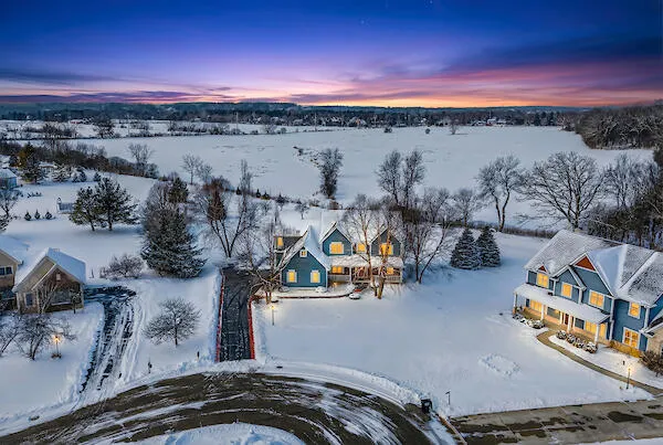 $1,200,000 | W287-n6371 Broadwing Court, Merton, WI 53029