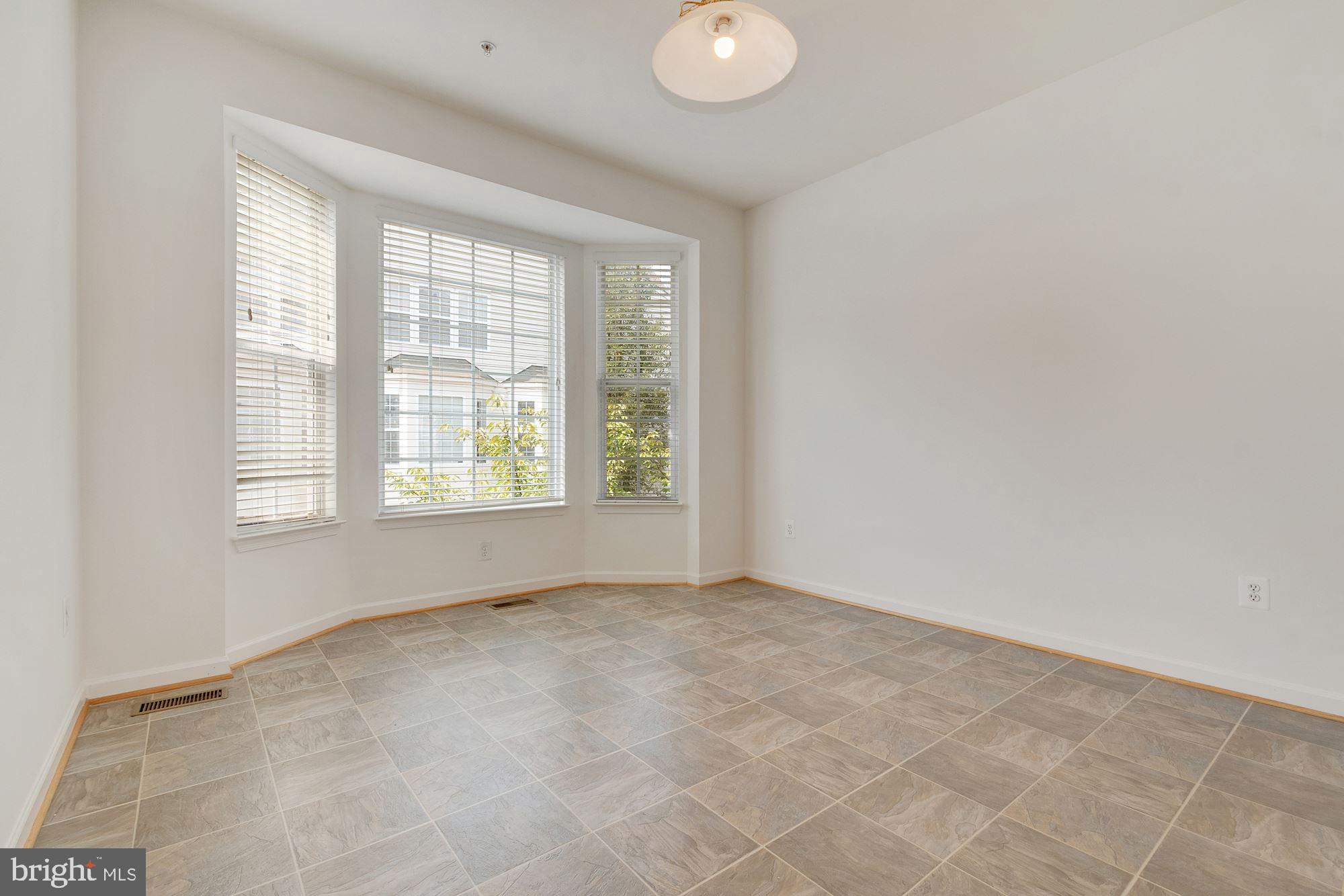 7126 Silverleaf Oak Road, Unit 225 Elkridge, MD 21075 - Photo 12 of 40 Gallery Image 12