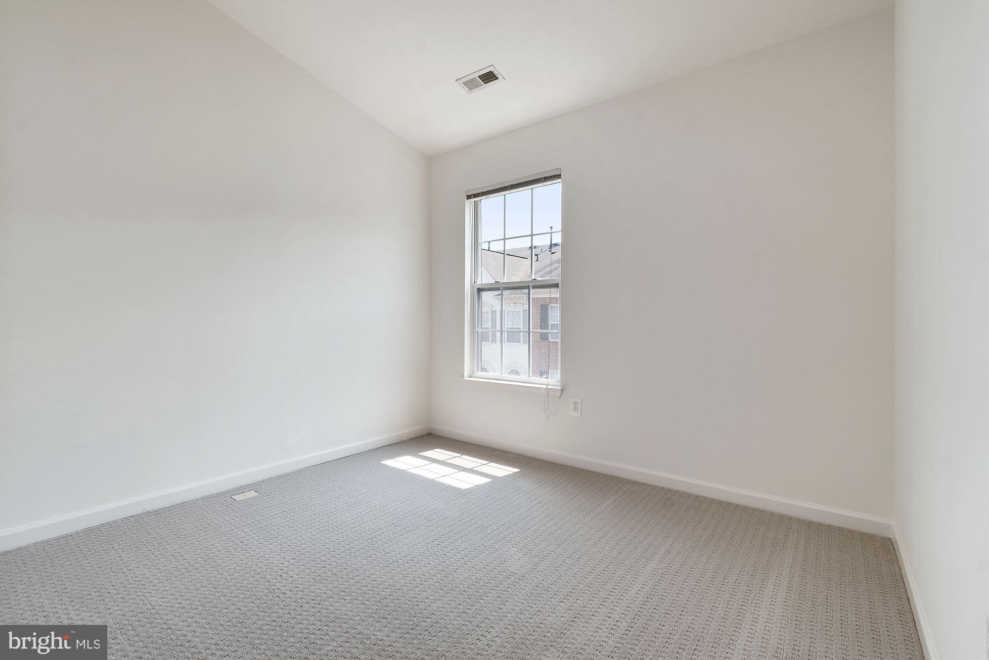 7126 Silverleaf Oak Road, Unit 225 Elkridge, MD 21075 - Photo 28 of 40 Gallery Image 28