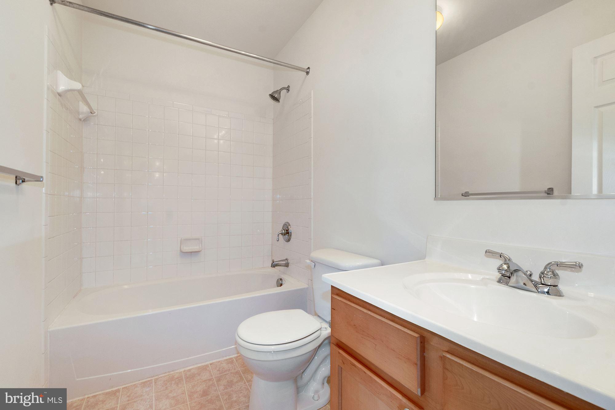 7126 Silverleaf Oak Road, Unit 225 Elkridge, MD 21075 - Photo 30 of 40 Gallery Image 30
