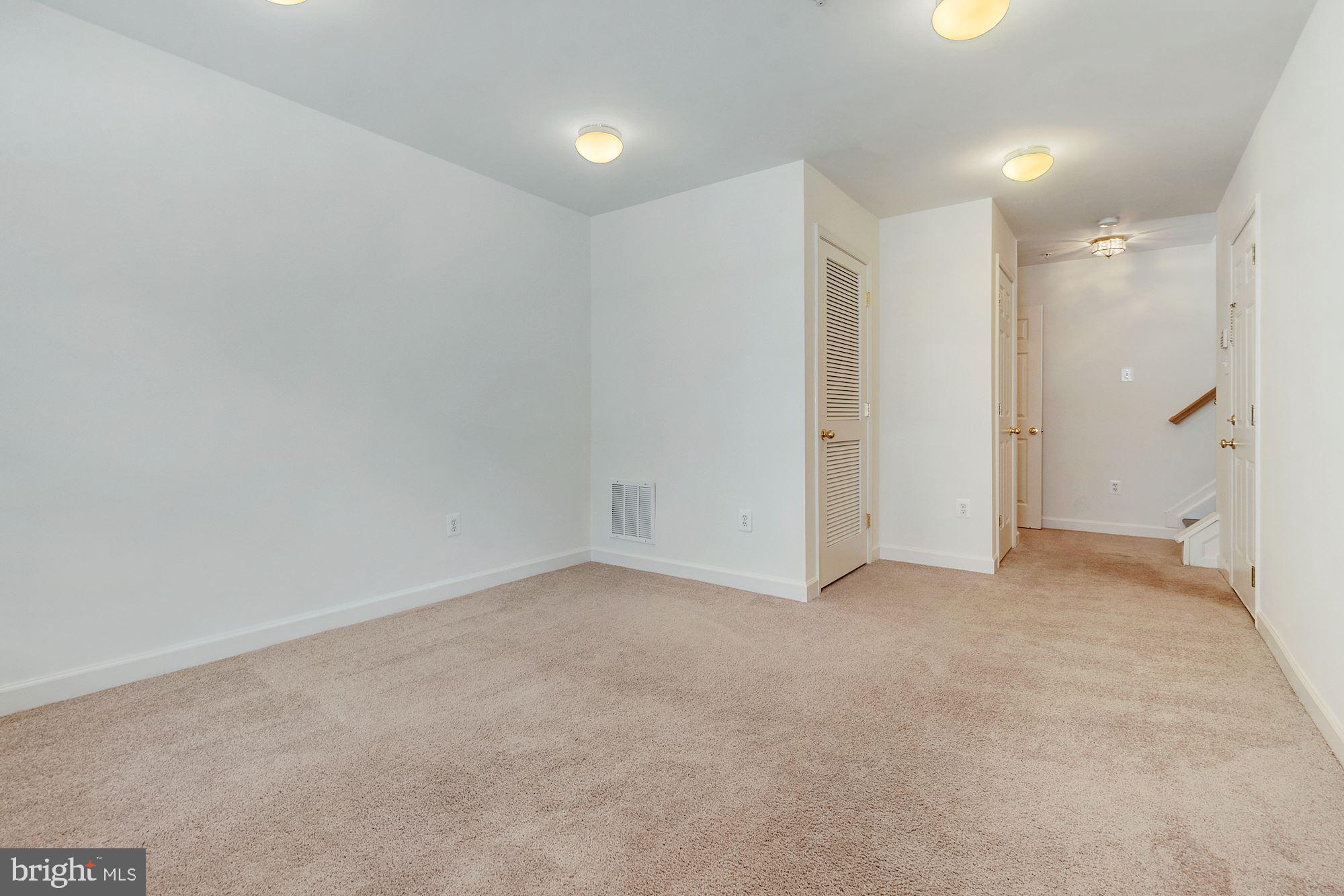 7126 Silverleaf Oak Road, Unit 225 Elkridge, MD 21075 - Photo 33 of 40 Gallery Image 33