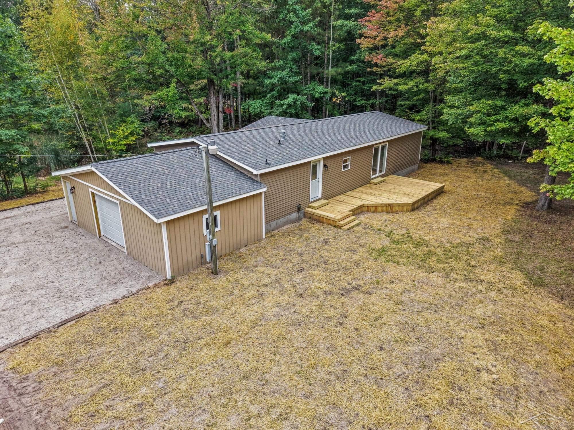 1469 East Brushaber Road Hope, MI 48628 - Photo 10 of 32 Gallery Image 10