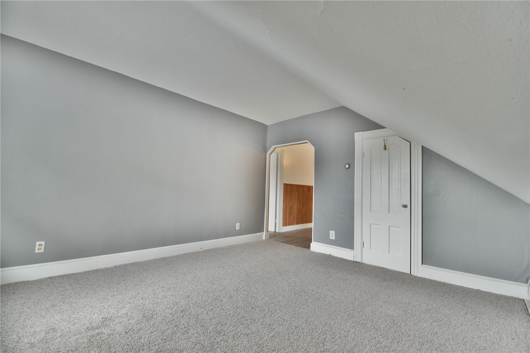 6 Cushing Street Cumberland, RI 02864 - Photo 9 of 34