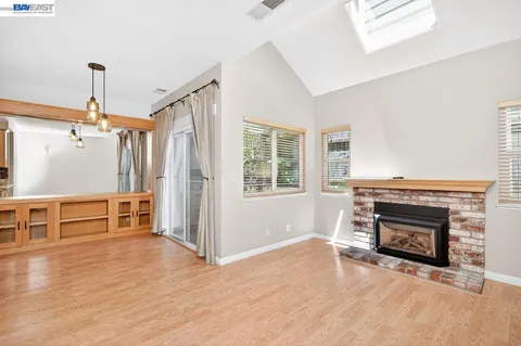 $770,000 | 3861 Vine Street, Pleasanton, CA 94566