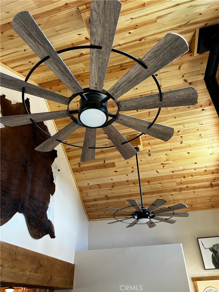 98443 Sierra Meadow Road Inyokern, CA 93527 - Photo 25 of 62 a room with pool and furniture