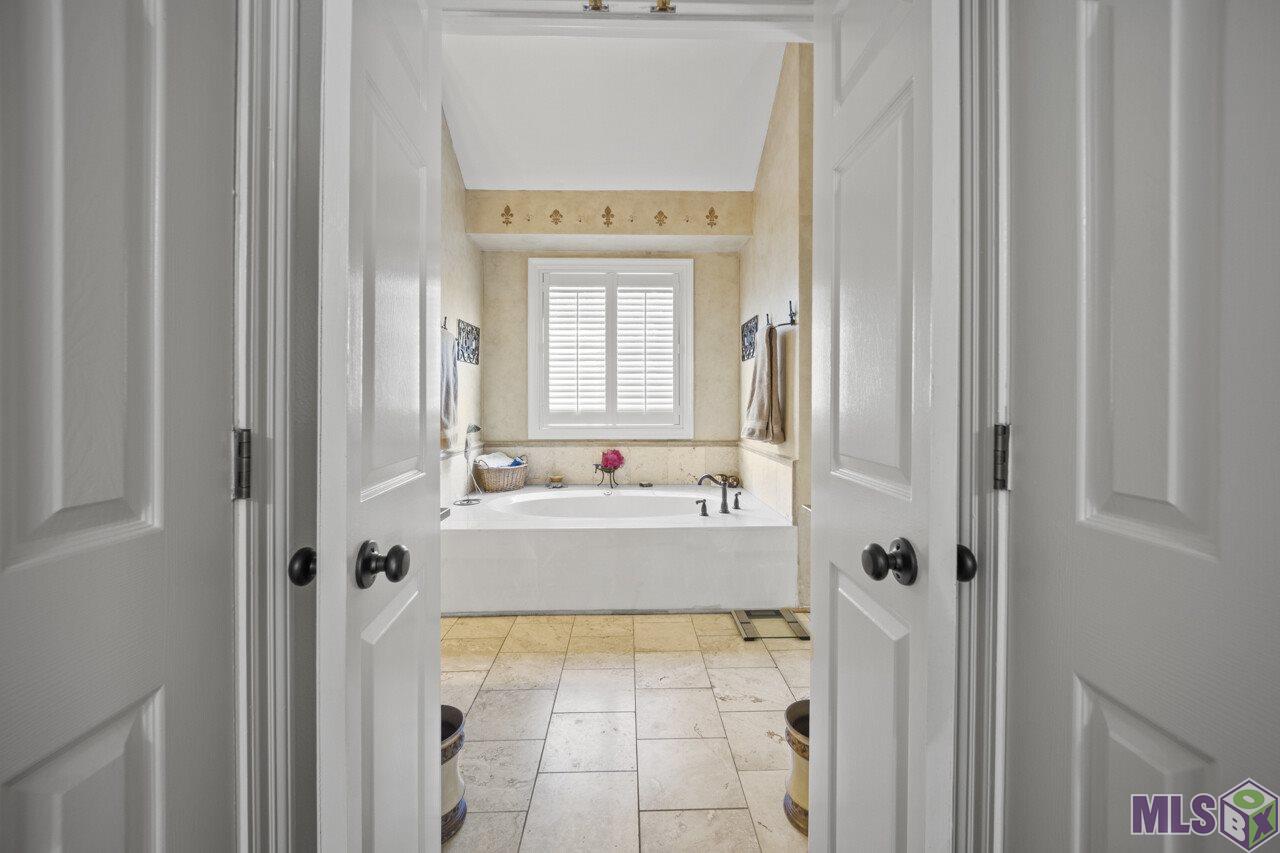 6127 Harness Road Baton Rouge, LA 70817 - Photo 12 of 29 Gallery Image 12