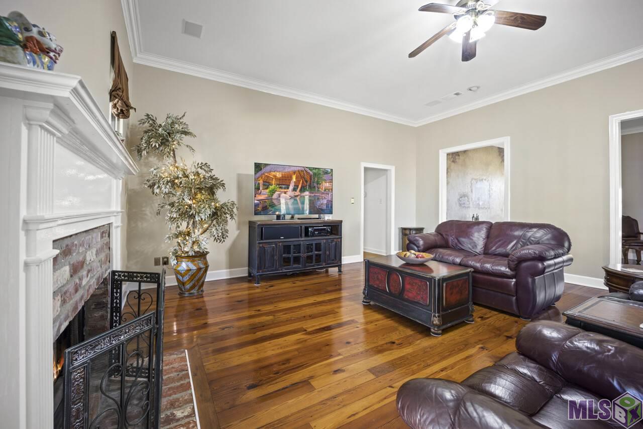 6127 Harness Road Baton Rouge, LA 70817 - Photo 4 of 29 Gallery Image 4