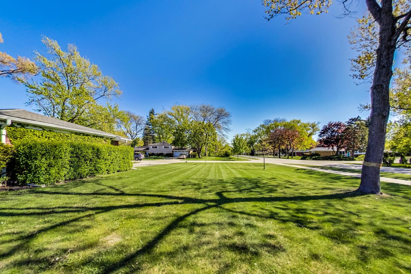 1325 Pfingsten Road Glenview, IL 60025 - Photo 27 of 29