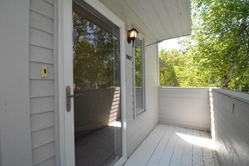 33 Harbor View Road, Unit 902 South Burlington, VT 05403 - Photo 2 of 40 Gallery Image 2