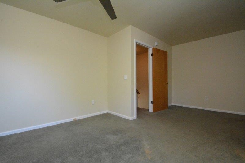 33 Harbor View Road, Unit 902 South Burlington, VT 05403 - Photo 25 of 40 Gallery Image 25