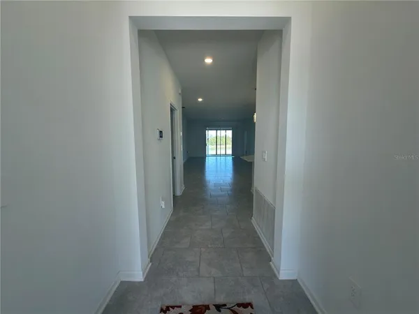 $2,600 | 521 Reggie Road, Winter Haven, FL 33859