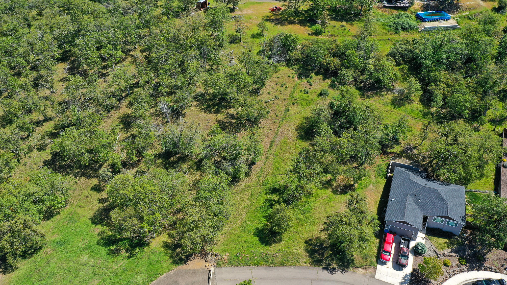 374 Avalon Terrace Eagle Point, OR 97524 - Photo 4 of 11 4 Aerial