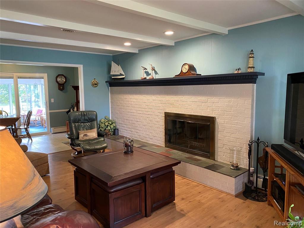 30011 Barwell Road Farmington Hills, MI 48334 - Photo 17 of 47