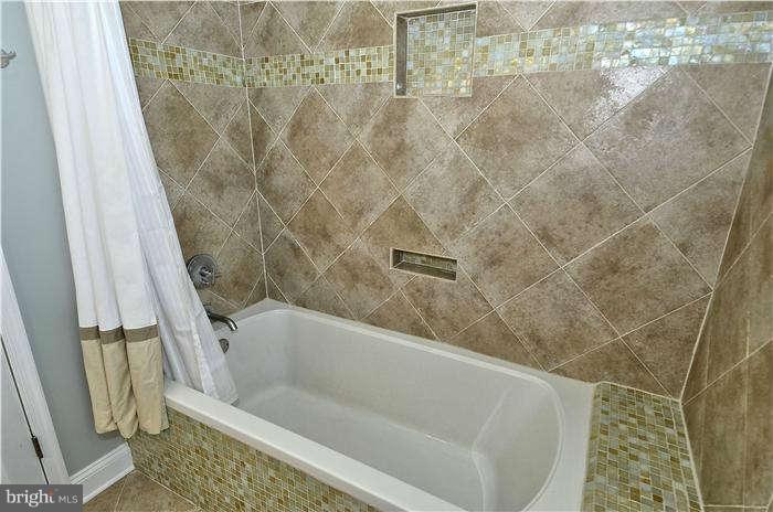 1506 Sharon Drive Silver Spring, MD 20910 - Photo 15 of 30 Bath (Master)