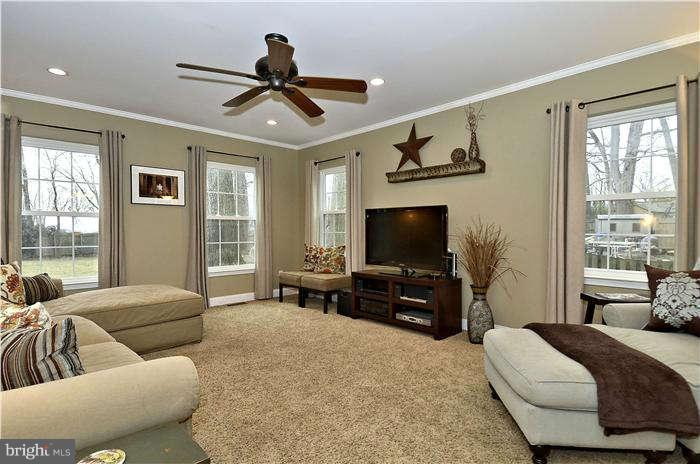 1506 Sharon Drive Silver Spring, MD 20910 - Photo 8 of 30 Family Room