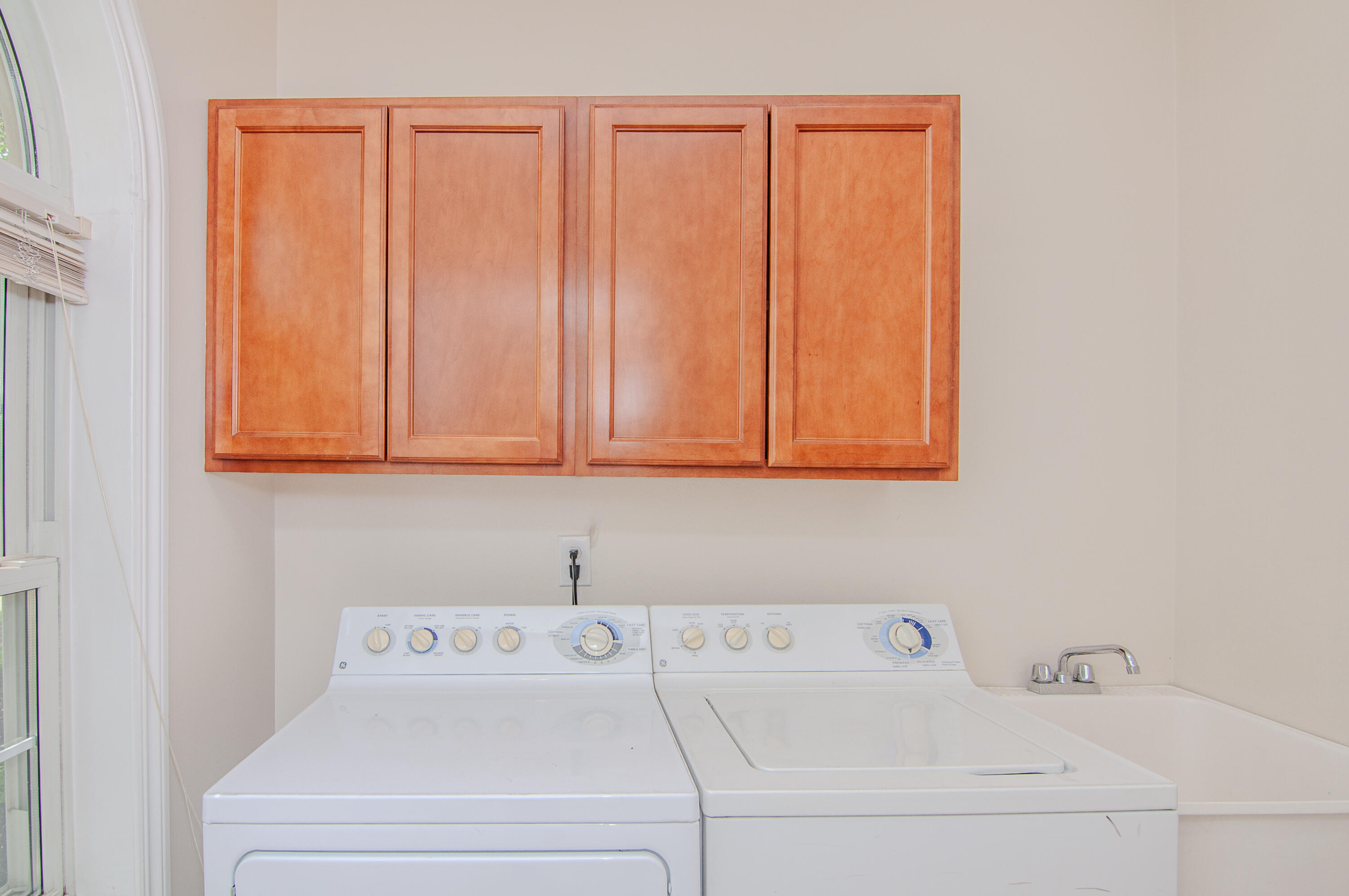 45587 North Stonewood Road Canton, MI 48187 - Photo 56 of 62 056
