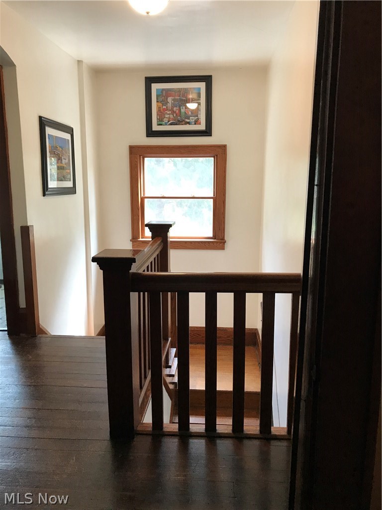 3444 Greenwich Road Barberton, OH 44203 - Photo 29 of 29 Gorgeous stairwell