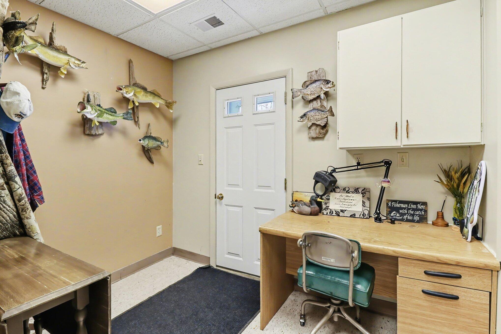 6302 East Interlochen Road Fountain, MI 49410 - Photo 24 of 34 Lower Level - Mudroom / Office