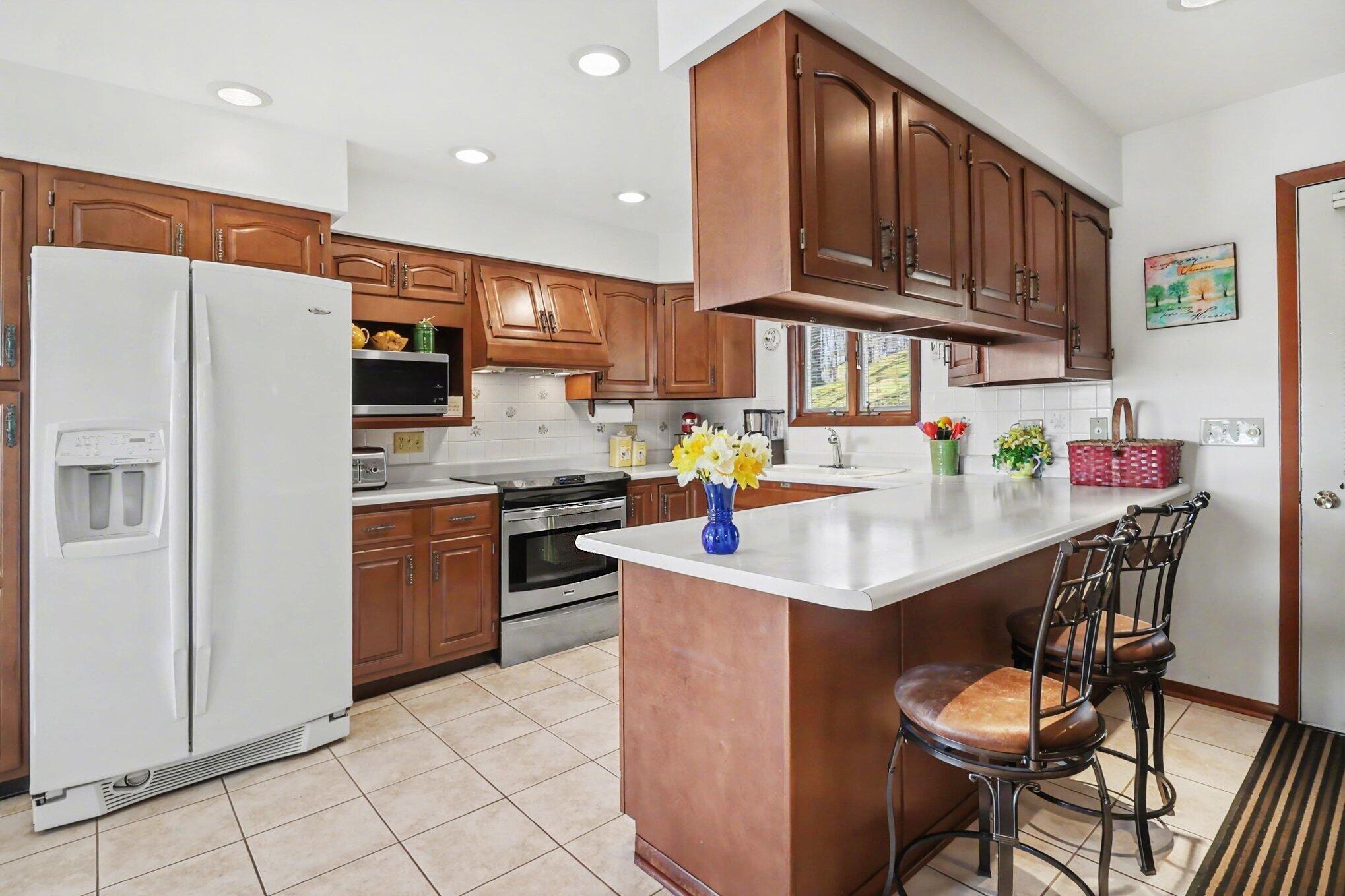 6302 East Interlochen Road Fountain, MI 49410 - Photo 8 of 34 Kitchen