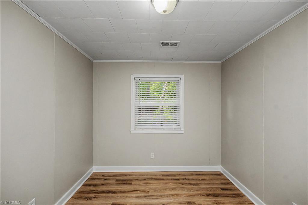 419 Hobson Street High Point, NC 27260 - Photo 6 of 8