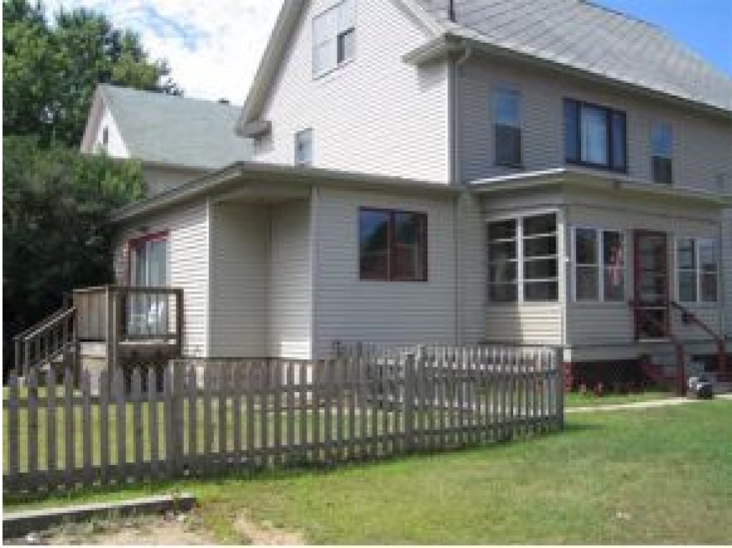 31 Winter Street Rochester, NH 03867 - Photo 7 of 24