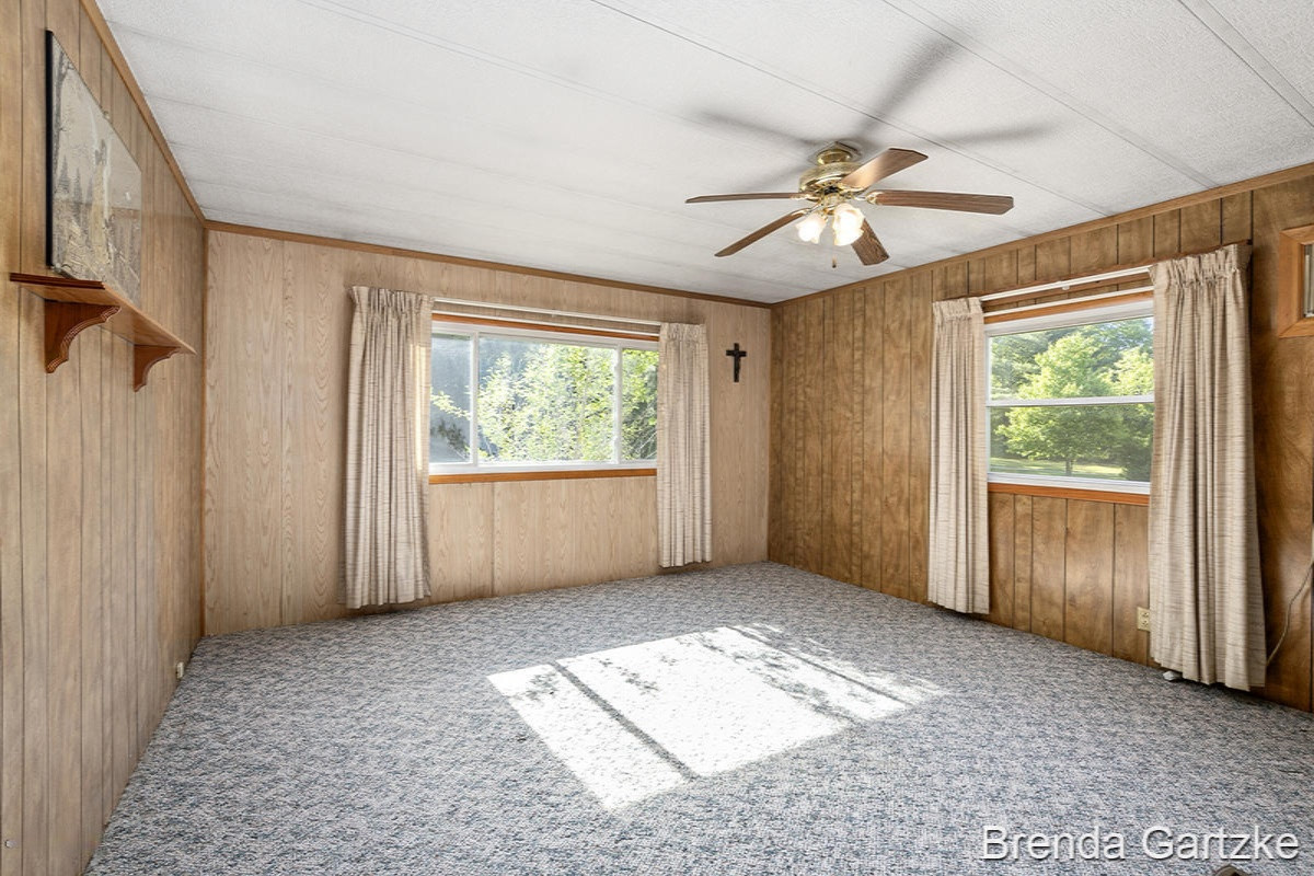 8303 Garbow Road Howard City, MI 49329 - Photo 13 of 28 IMG_1012