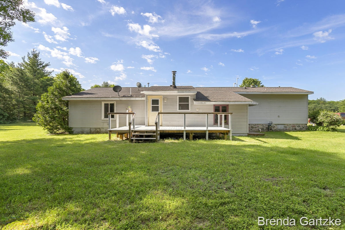 8303 Garbow Road Howard City, MI 49329 - Photo 21 of 28 IMG_1020
