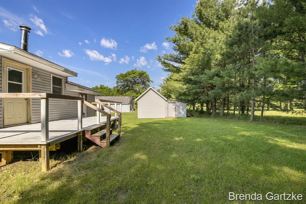 8303 Garbow Road Howard City, MI 49329 - Photo 23 of 28 IMG_1022