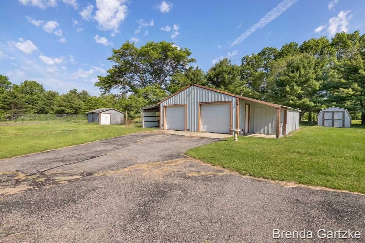 8303 Garbow Road Howard City, MI 49329 - Photo 27 of 28 IMG_1026