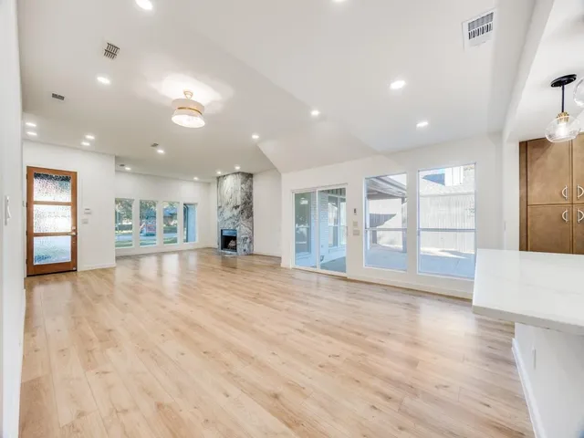 $649,000 | 2100 Woodburn Corner, Plano, TX 75075