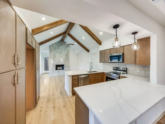 $649,000 | 2100 Woodburn Corner, Plano, TX 75075