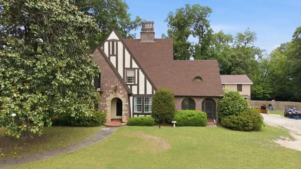 $450,000 | 511 East Cambridge Avenue, Greenwood, SC 29646