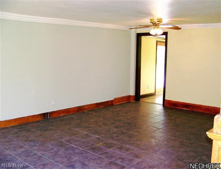 3372 Huffman Road Medina, OH 44256 - Photo 6 of 25 Living room view to kitchen
