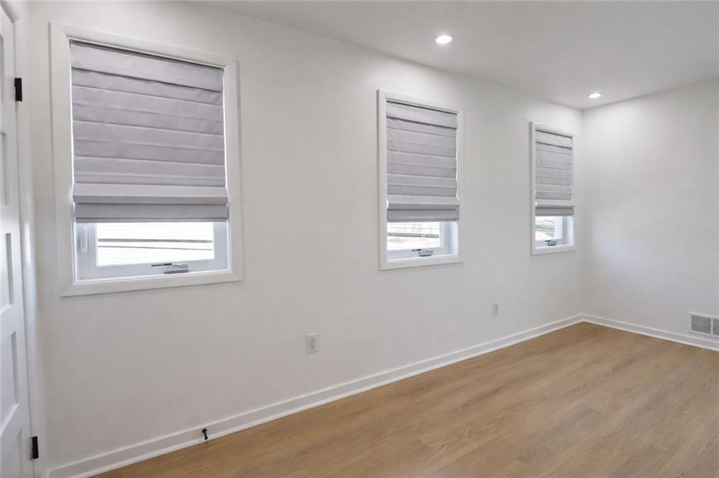 107 Shoup Street, Unit 2 Pittsburgh, PA 15209 - Photo 22 of 40 a view of empty room with windows