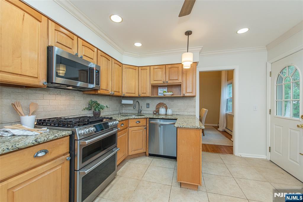 27 Bogert Road Pine Brook, NJ 07058 - Photo 8 of 30