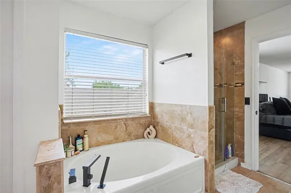 $3,500 | 8105 River Mont Way, Tampa, FL 33637