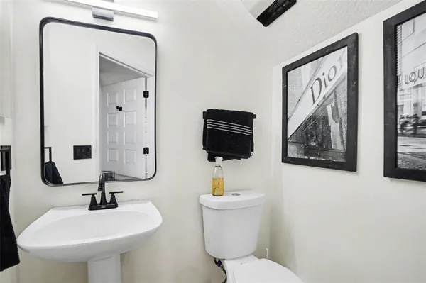 $3,500 | 8105 River Mont Way, Tampa, FL 33637