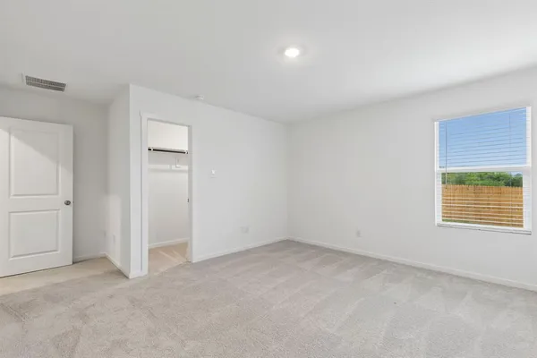 $1,895 | 216 Asterwood Lane, Sherman, TX 75092