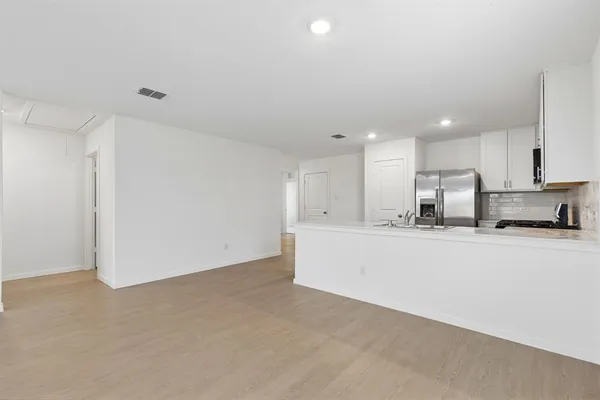 $1,895 | 216 Asterwood Lane, Sherman, TX 75092