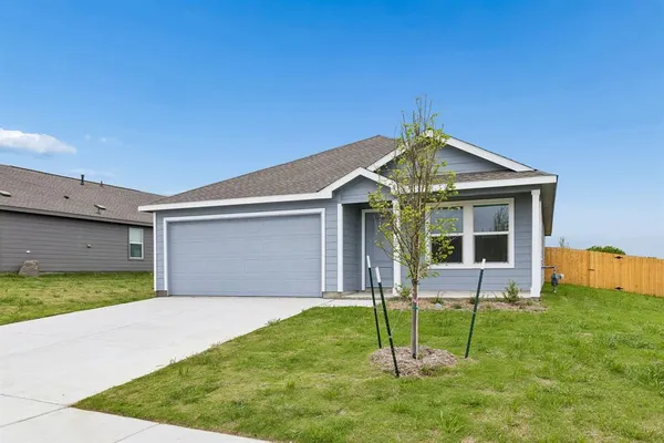 $1,895 | 216 Asterwood Lane, Sherman, TX 75092