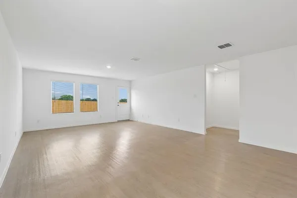 $1,895 | 216 Asterwood Lane, Sherman, TX 75092