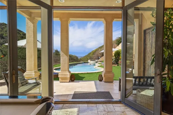 $5,385,000 | 4322 Escondido Drive, Malibu, CA 90265