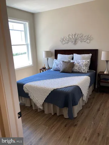 $1,595 | 376 East Main Street, Unit 204, New Holland, PA 17557