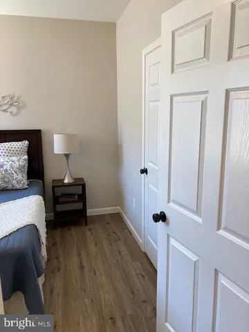 $1,595 | 376 East Main Street, Unit 204, New Holland, PA 17557